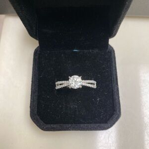 Moissanite & Silver Split Band Ring Size 9